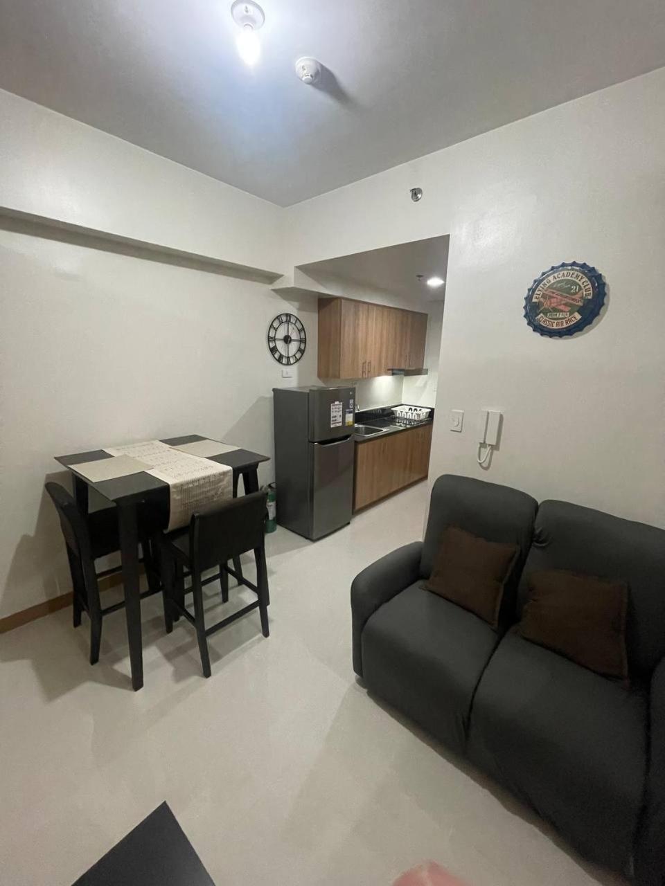 Red Residences Chino Roces Makati San Pedro Makati Exterior foto