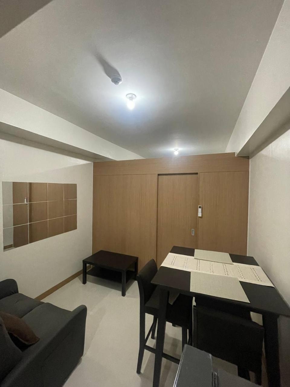 Red Residences Chino Roces Makati San Pedro Makati Exterior foto